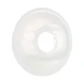 Muszla laktacyjna z mlekiem w środku skutecznie zbiera nadmiar pokarmu, zapewniając oszczędność mleka matki.webp